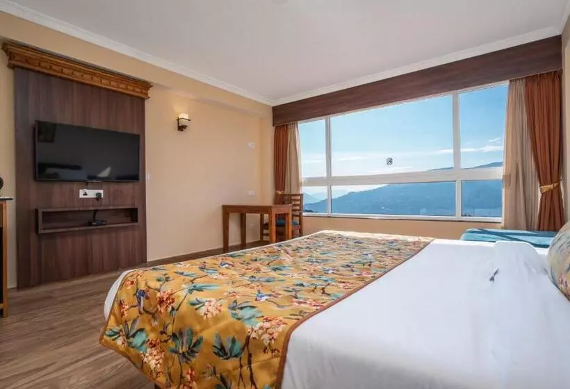 Hotel Summit Namnang Courtyard & Spa Near Mg Marg