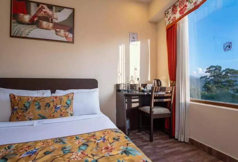 Hotel Summit Namnang Courtyard & Spa Near Mg Marg