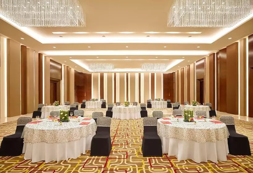 Hotel Vivanta Pune, Hinjawadi
