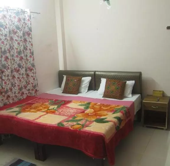 Majatalo Kedar Guest House Feel At Home