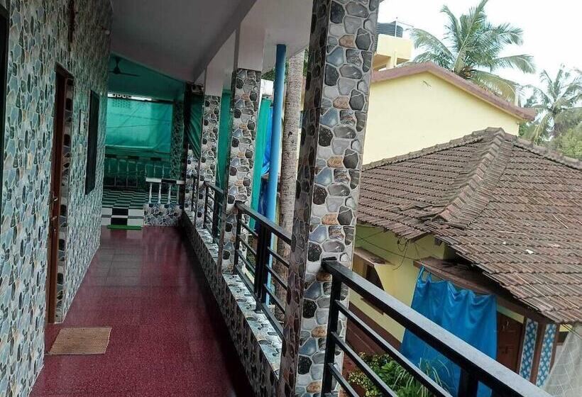 ペンション Romaldo Guesthouse