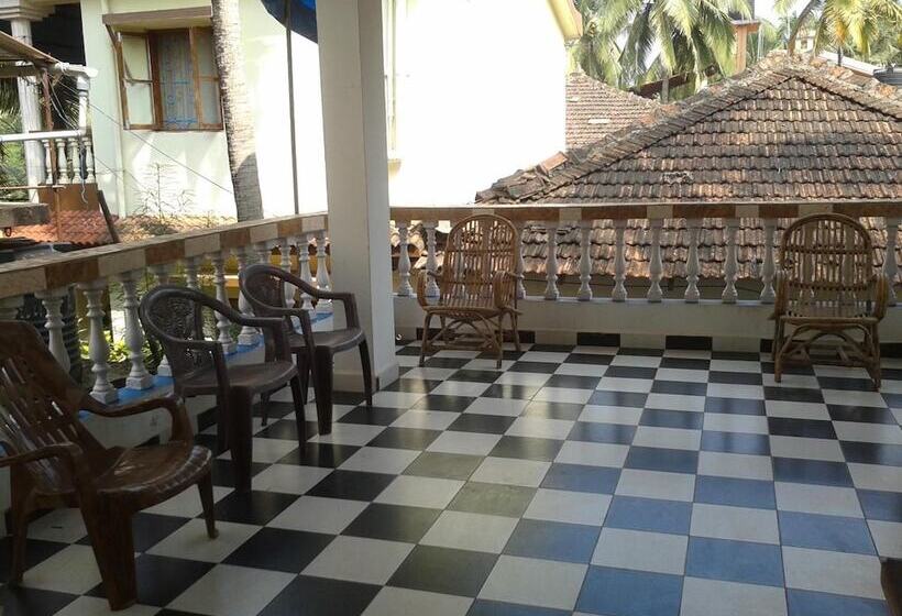 ペンション Romaldo Guesthouse