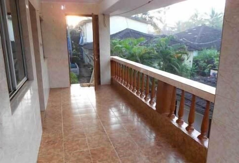 ペンション Romaldo Guesthouse