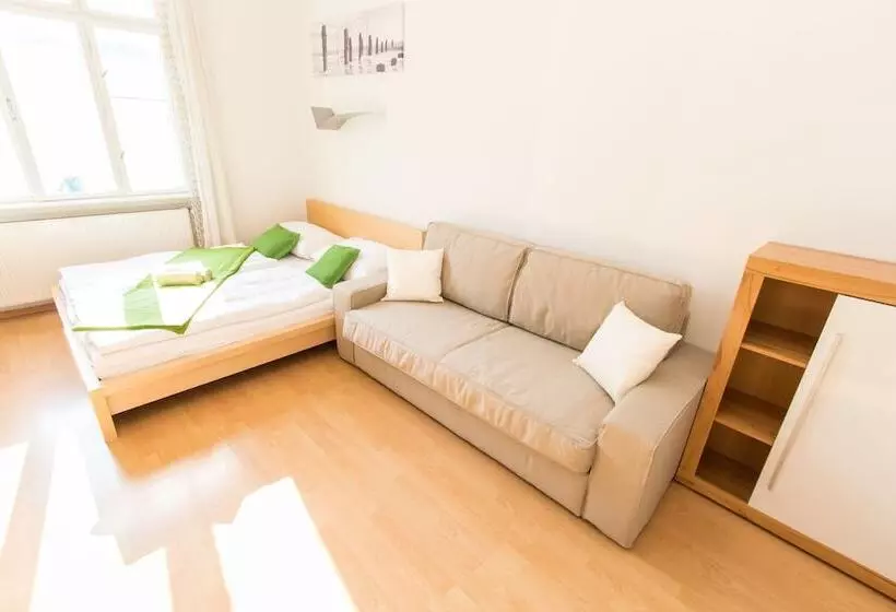 Apartment Favoritenstrasse