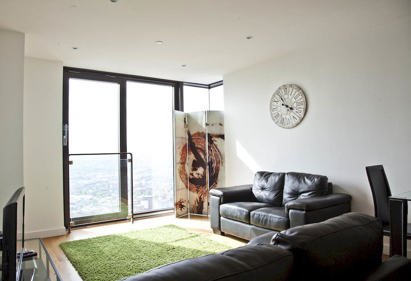 Halo Serviced Apartments St Pauls