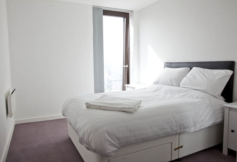 Halo Serviced Apartments St Pauls