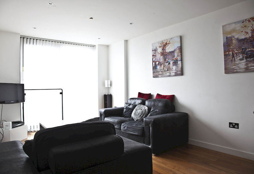 Halo Serviced Apartments St Pauls