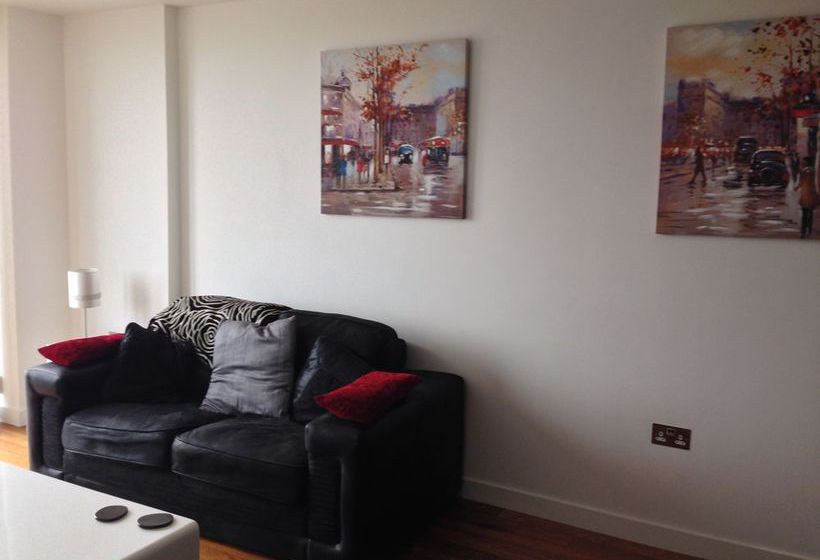 Halo Serviced Apartments St Pauls