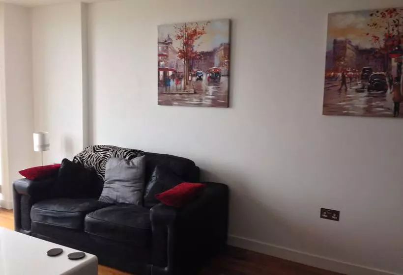 Halo Serviced Apartments St Pauls