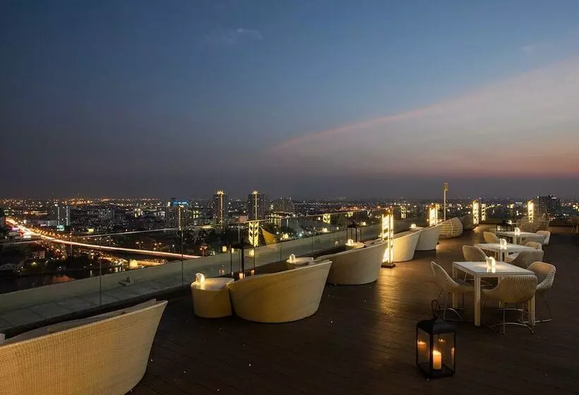 هتل Avani Plus Riverside Bangkok