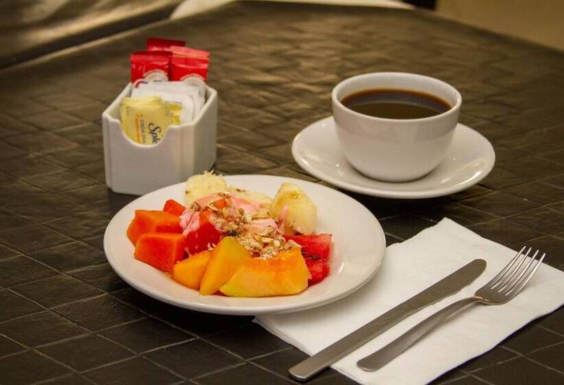 فندق Baez Paraiso