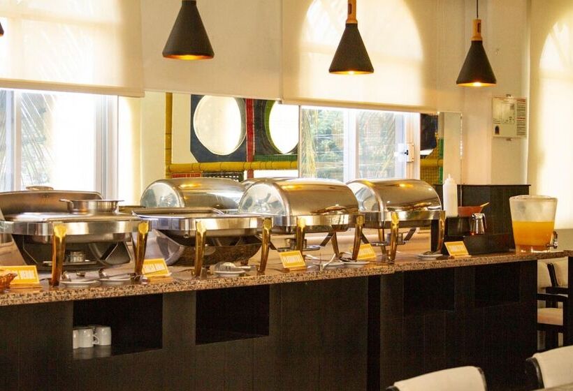 فندق Baez Paraiso