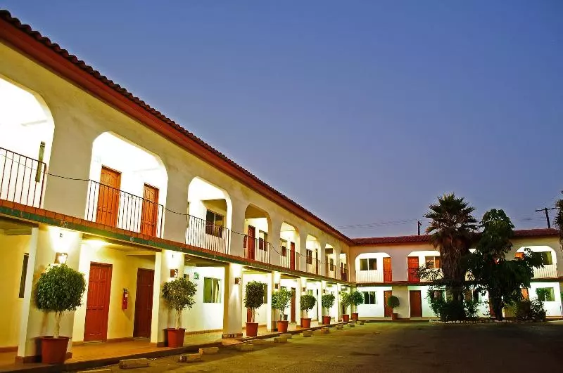 هتل El Sausalito