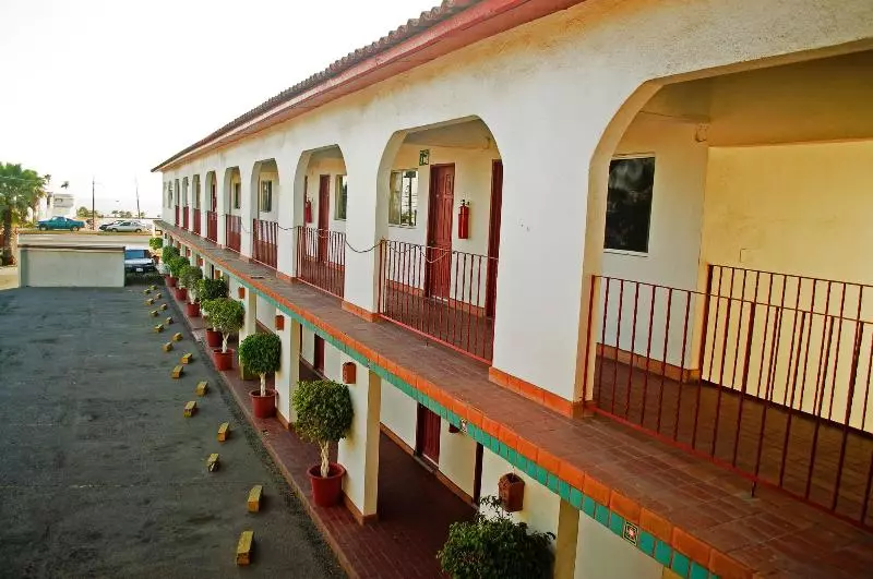 هتل El Sausalito