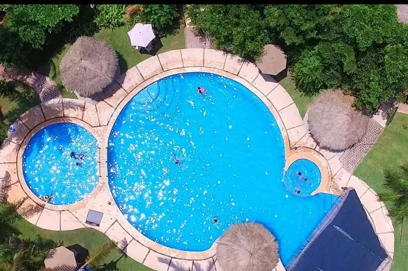 هتل Hacienda De Melaque