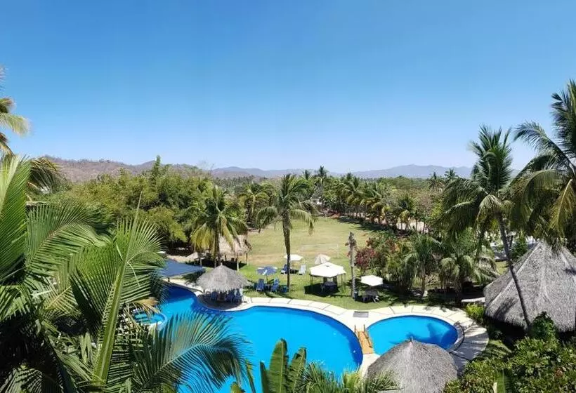 هتل Hacienda De Melaque