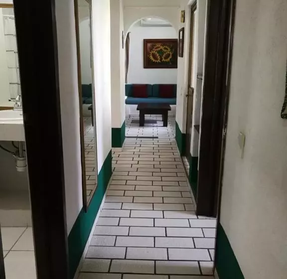 هتل Hacienda De Melaque