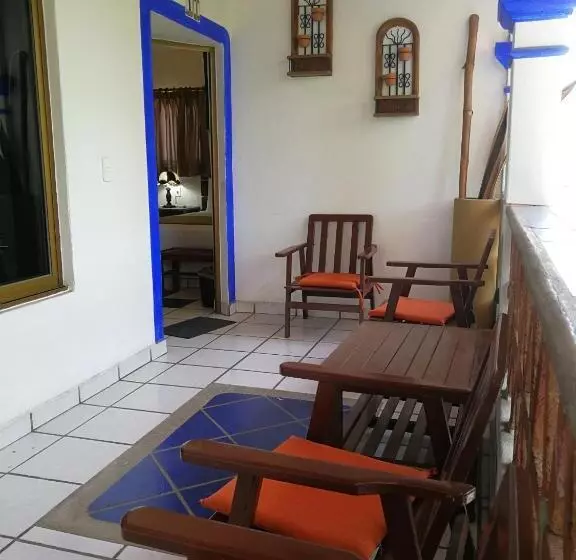 هتل Hacienda De Melaque