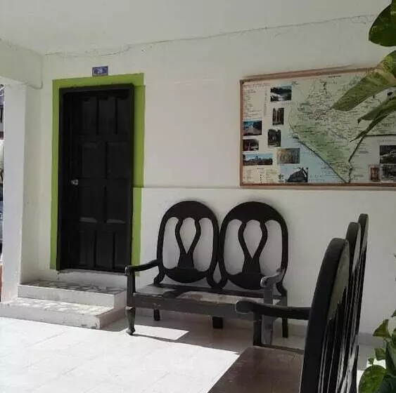 בית מלון כפרי La Quinta Avenida