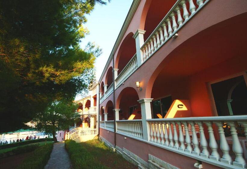 فندق Marina Frapa Resort Rogoznica