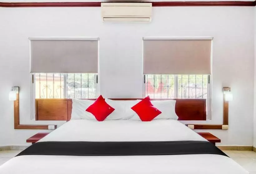 Monte Salerno Hotel & Suites