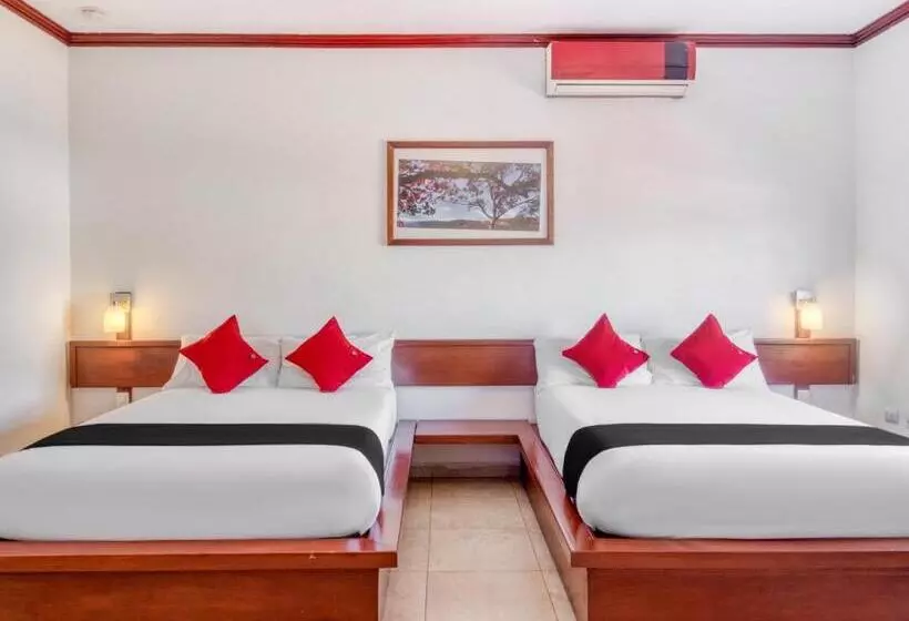 Monte Salerno Hotel & Suites