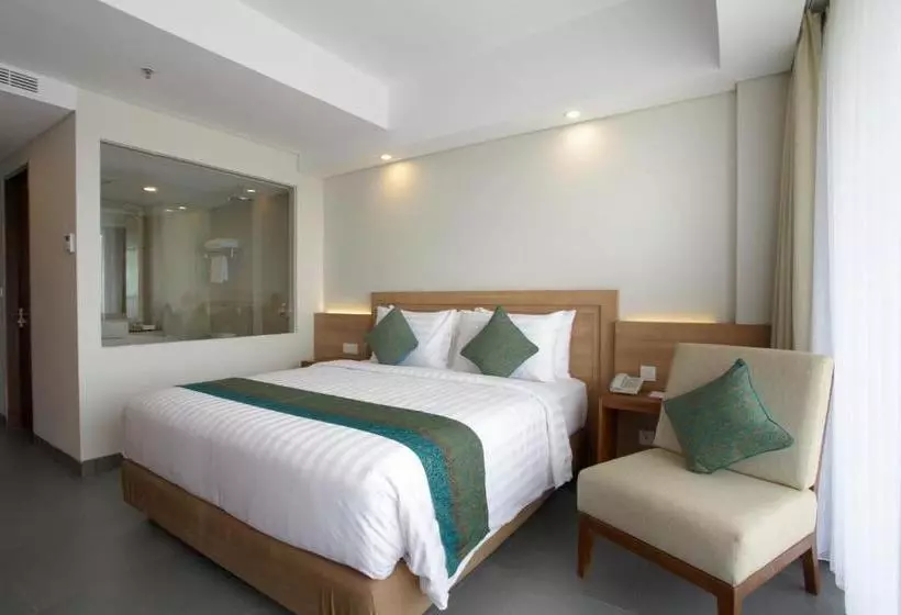 Paragon Hotel Seminyak