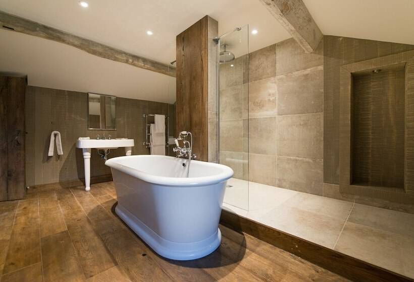 ホテル The Assheton Arms