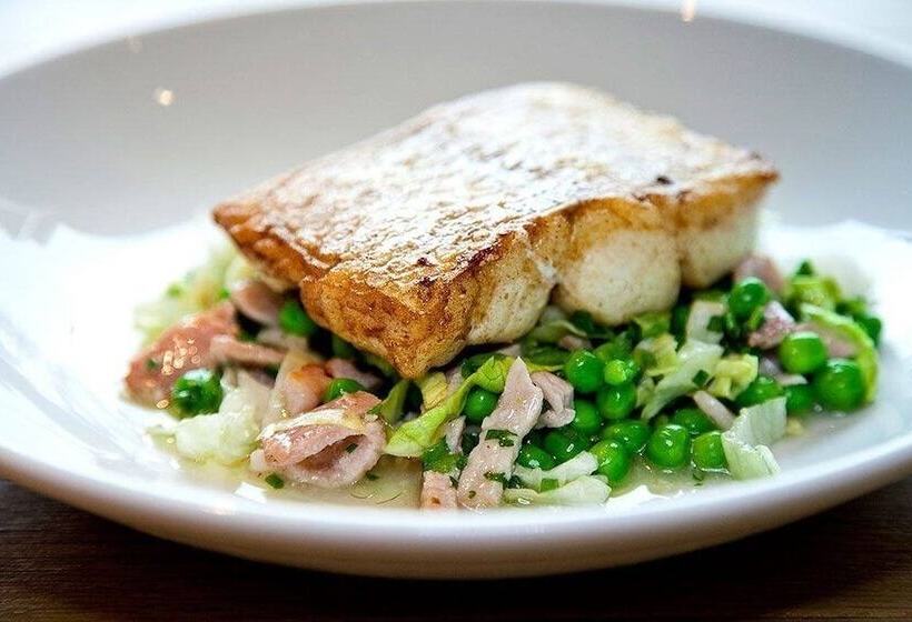 ホテル The Assheton Arms