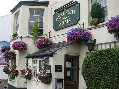 酒店 The Beaufort Arms
