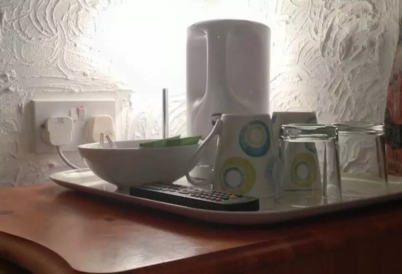 Wilsons Hotel   Blackpool Tower View