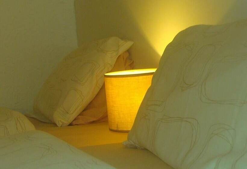 Wilsons Hotel   Blackpool Tower View