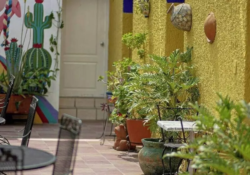 Пансион Media Luna