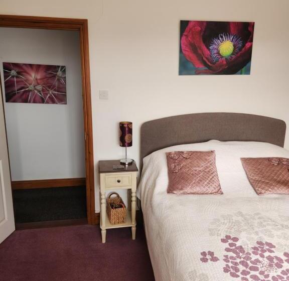 Пансион Swallows Rest