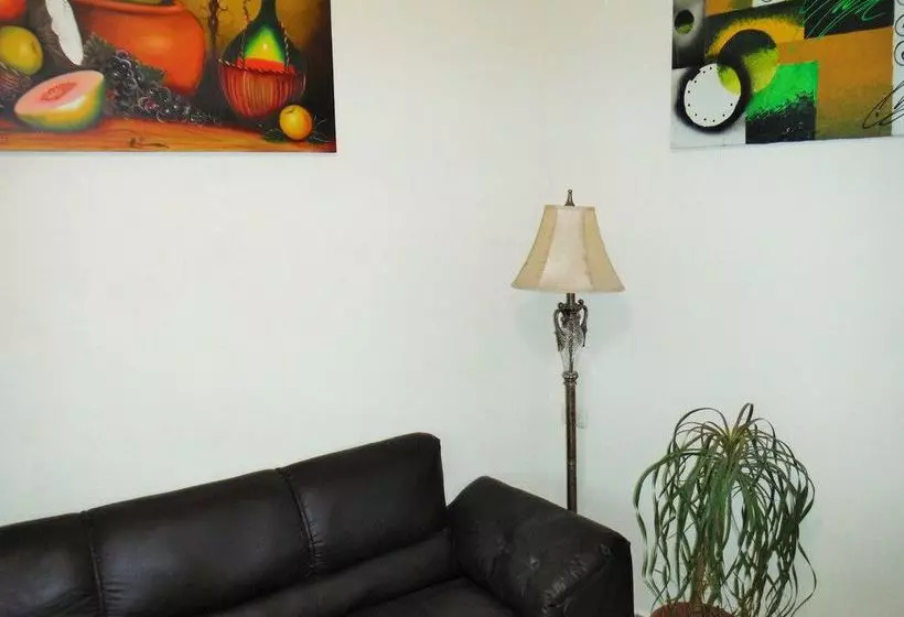 Residencial Tulipanes