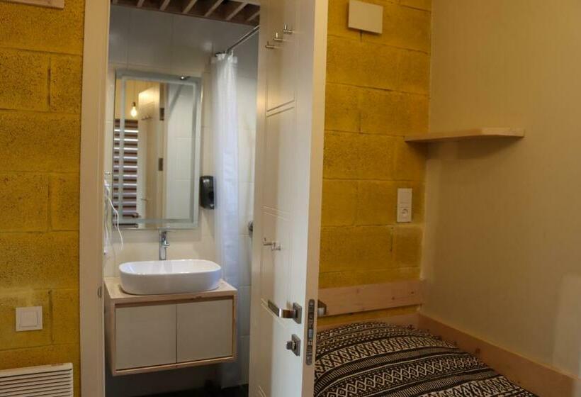 Bed and Breakfast Manor Artoonj At Port Ayas