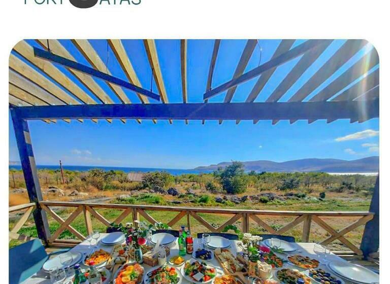 Bed and Breakfast Manor Artoonj At Port Ayas