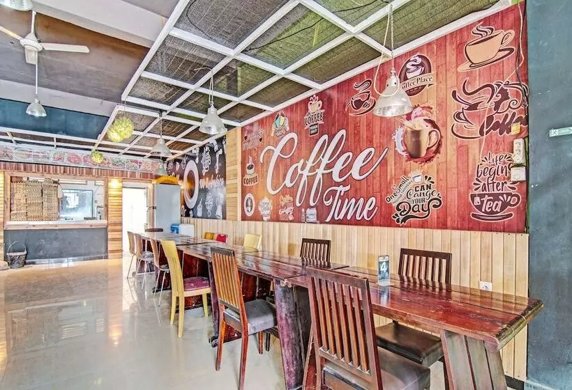 Hotelli Spot On 92052 Aulya Homestay Syariah Near Tuanku Tambusai Stadium