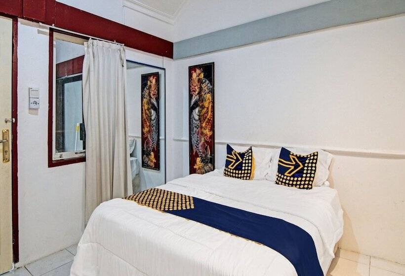 Hotel Spot On 92052 Aulya Homestay Syariah Near Tuanku Tambusai Stadium