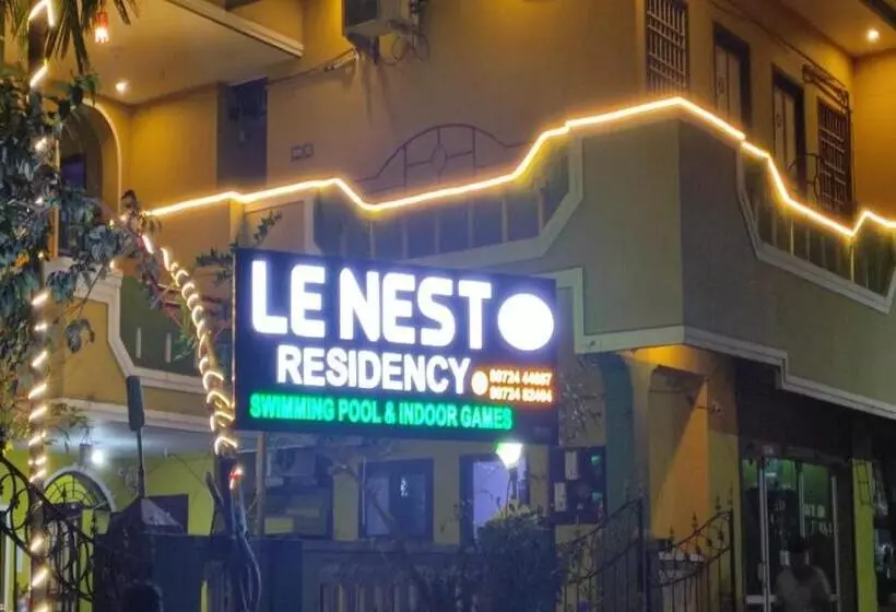 ペンション Eagle Nest Residency