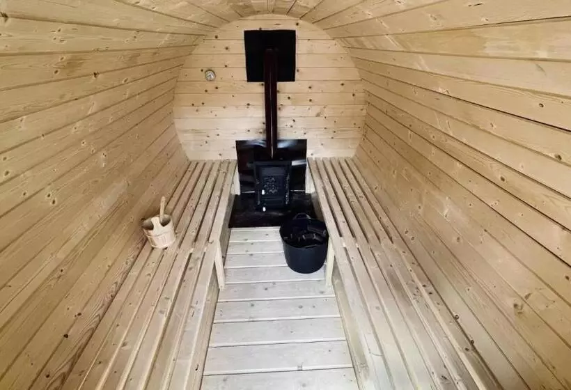 Pensiunea Adolescenta