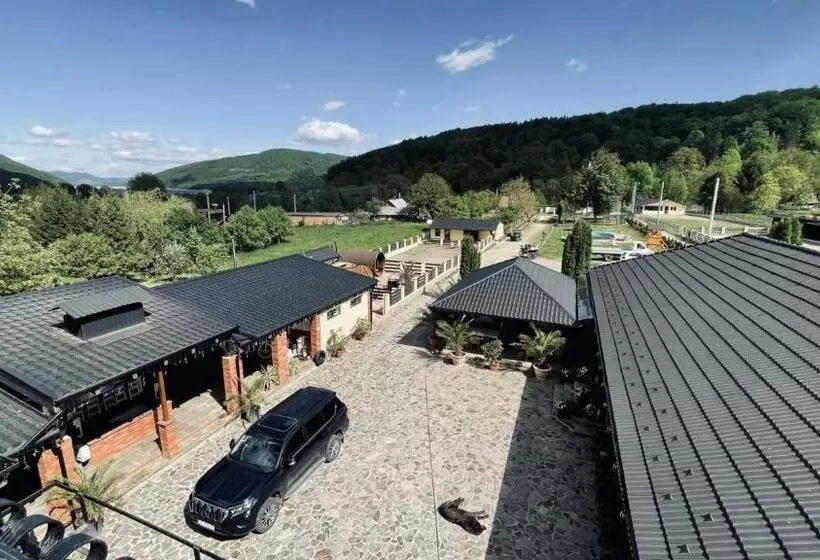 Pensiunea Adolescenta