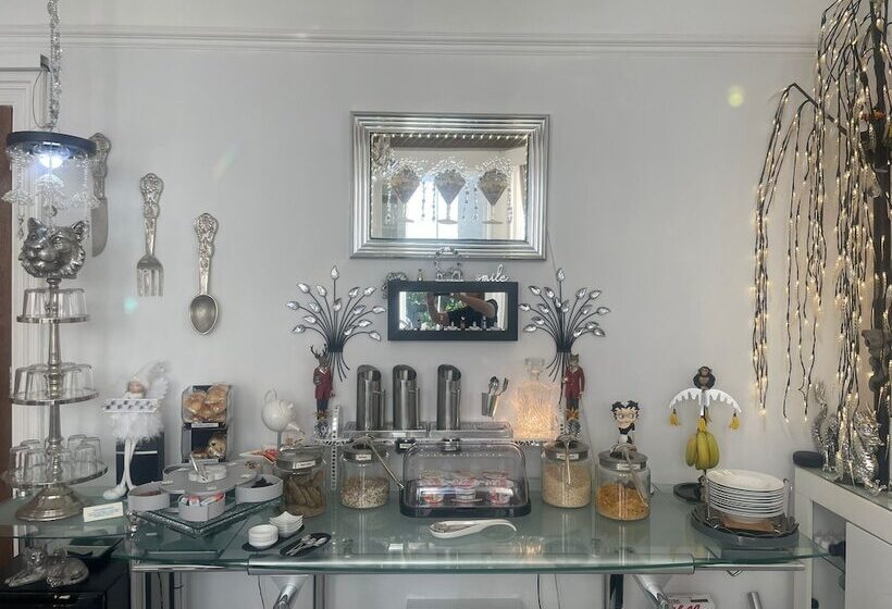 تختخواب و صبحانه Abbey House