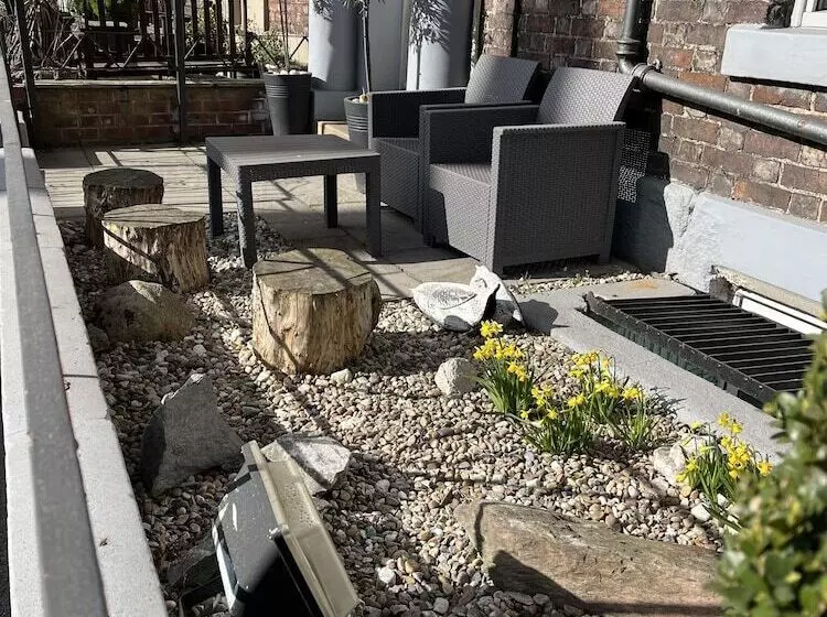 Bed and Breakfast Cartref Guest House