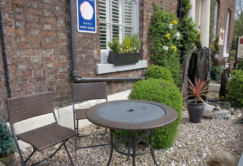 مبيت وإفطار Cartref Guest House