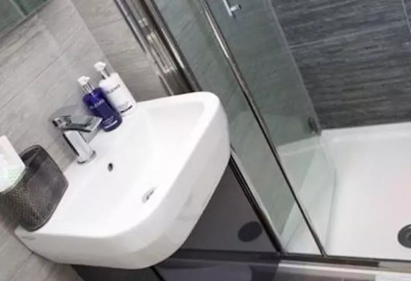 Bed and Breakfast Cartref Guest House