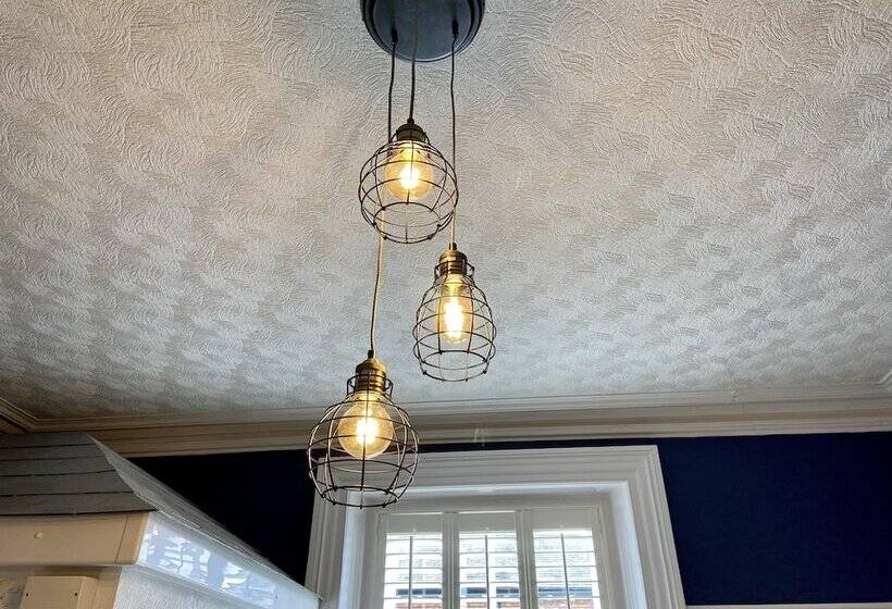 مبيت وإفطار Cartref Guest House