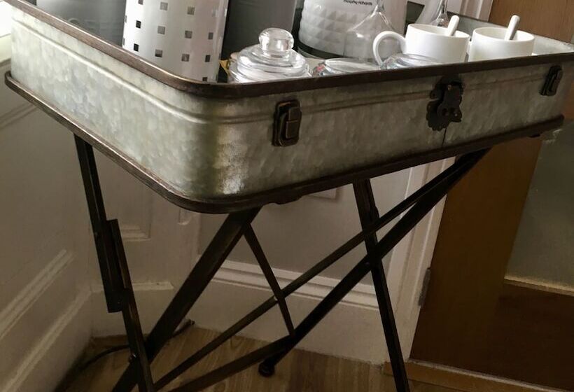 مبيت وإفطار Cartref Guest House