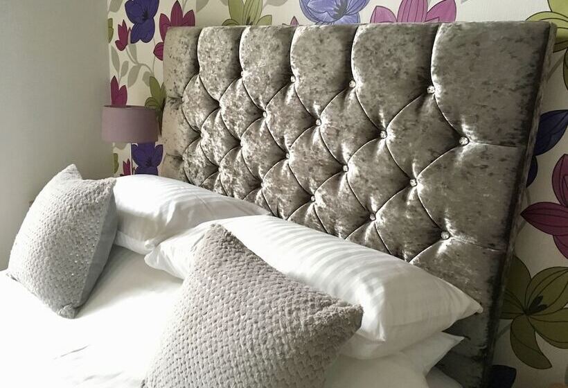 مبيت وإفطار Cartref Guest House