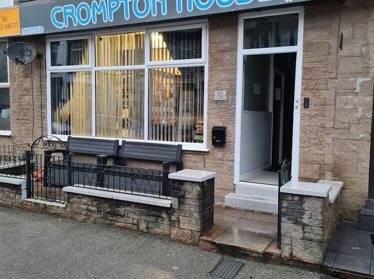 ベッドアンドブレックファースト Crompton House